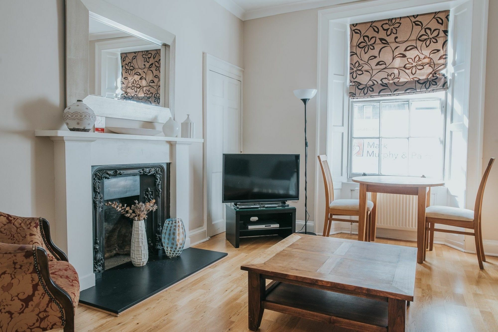 Reizand Apartments, Young St Appartement